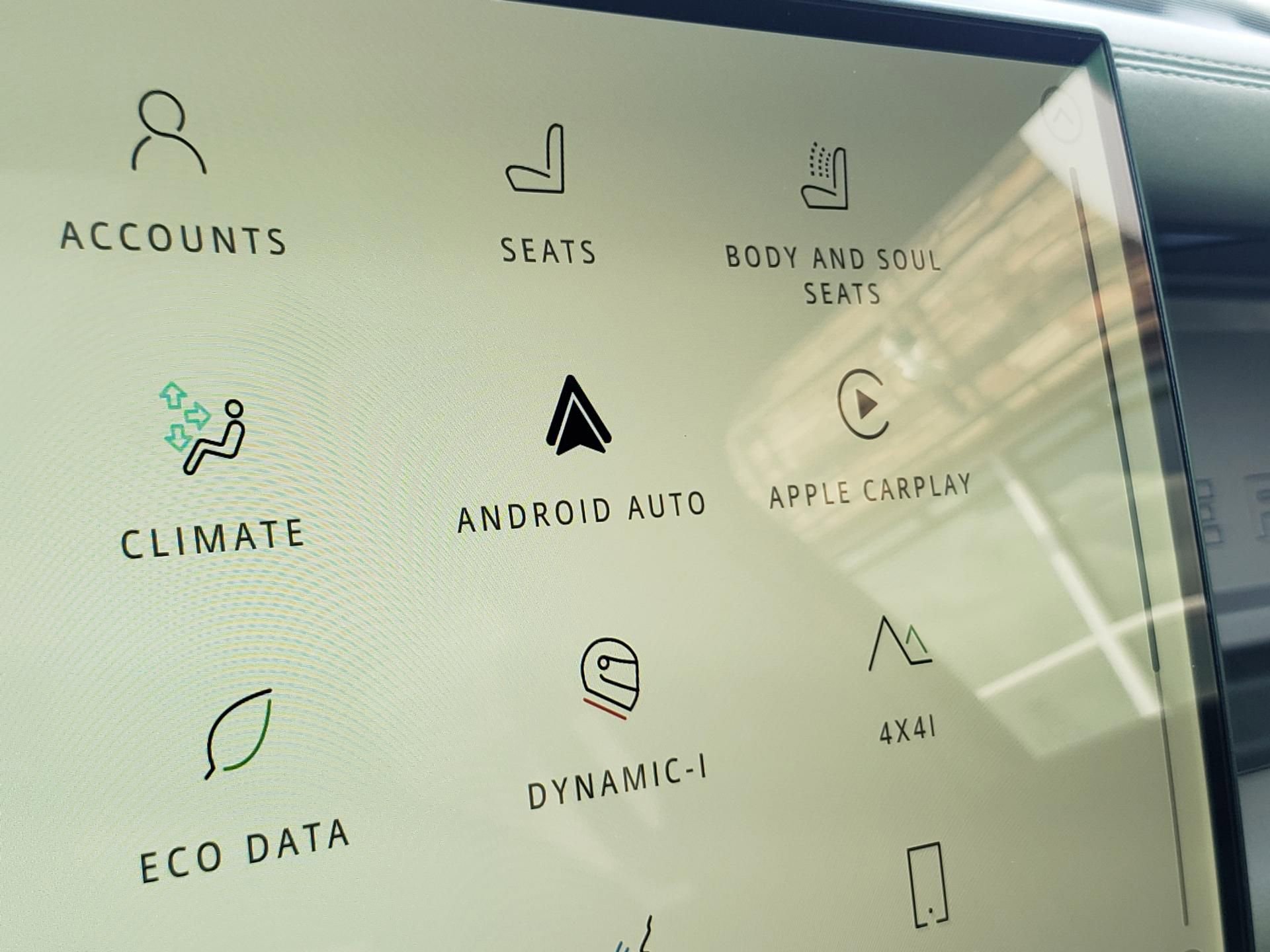 New 2026 Land Rover Defender 110 AWD/4WD image 24