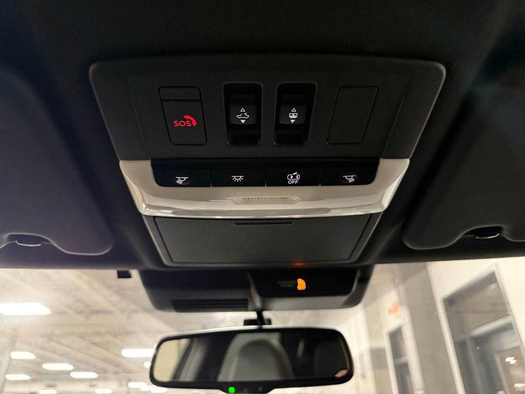 Used 2023 Mitsubishi Outlander SEL 40th Anniversary image 16