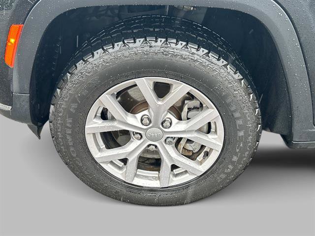 Used 2022 Jeep Grand Cherokee L Limited image 9