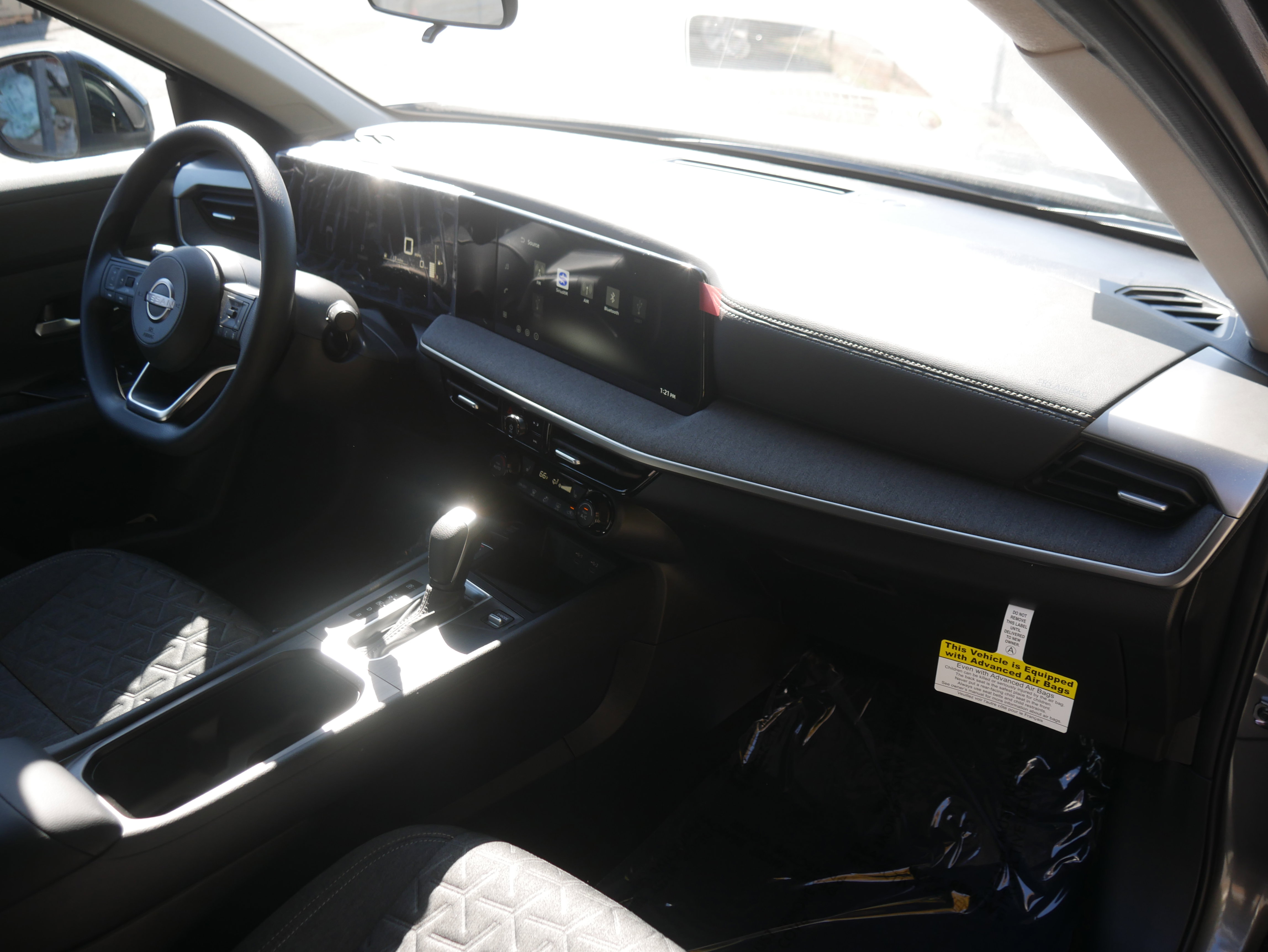 New 2026 Nissan Kicks SV w/ SV Premium Package image 22