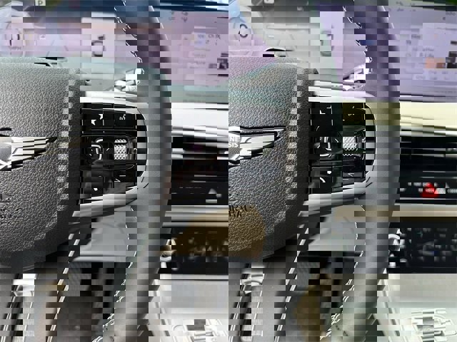 Used 2026 Genesis GV70 2.5T Advanced image 29