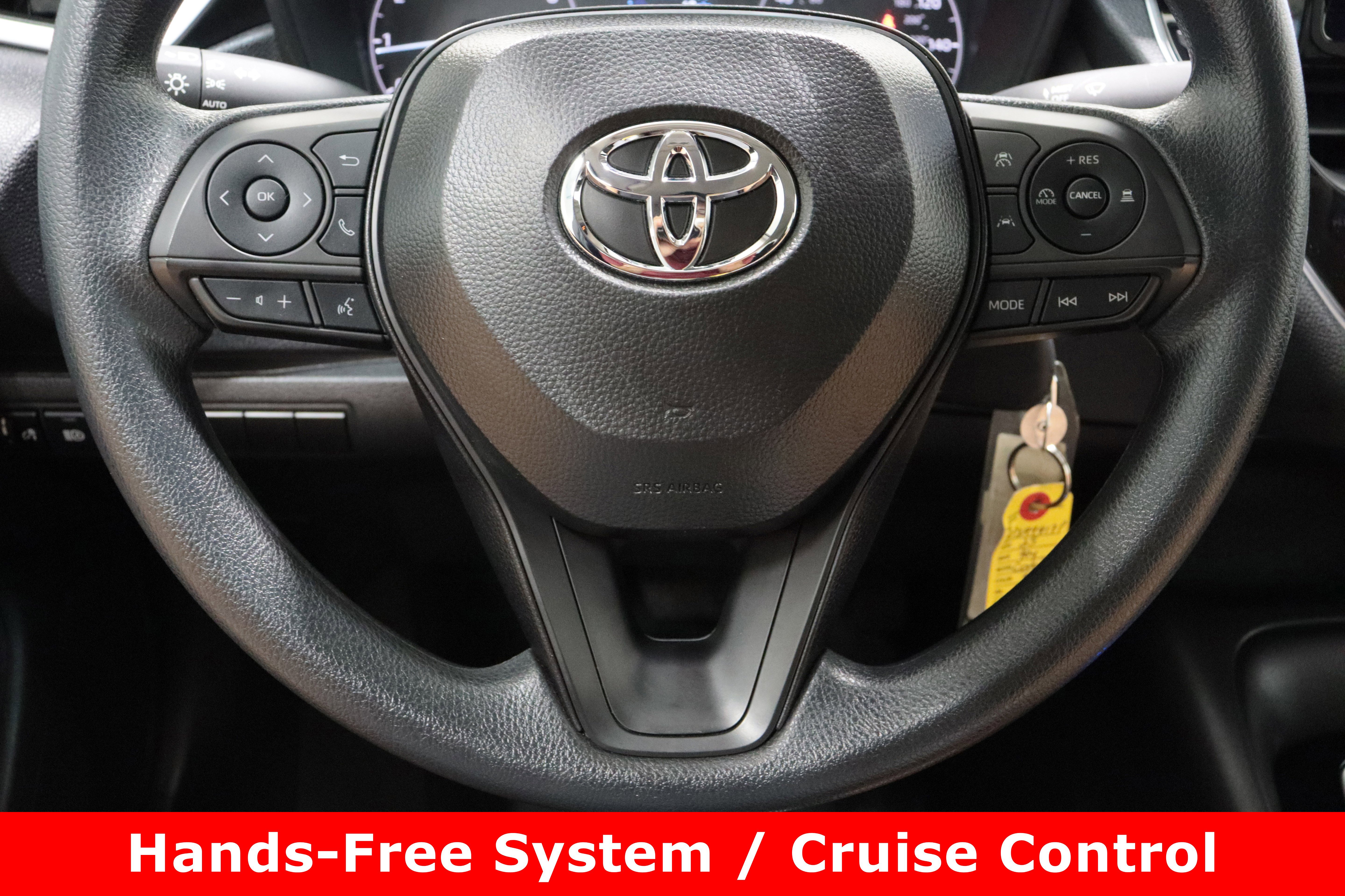 Used 2025 Toyota Corolla LE image 21