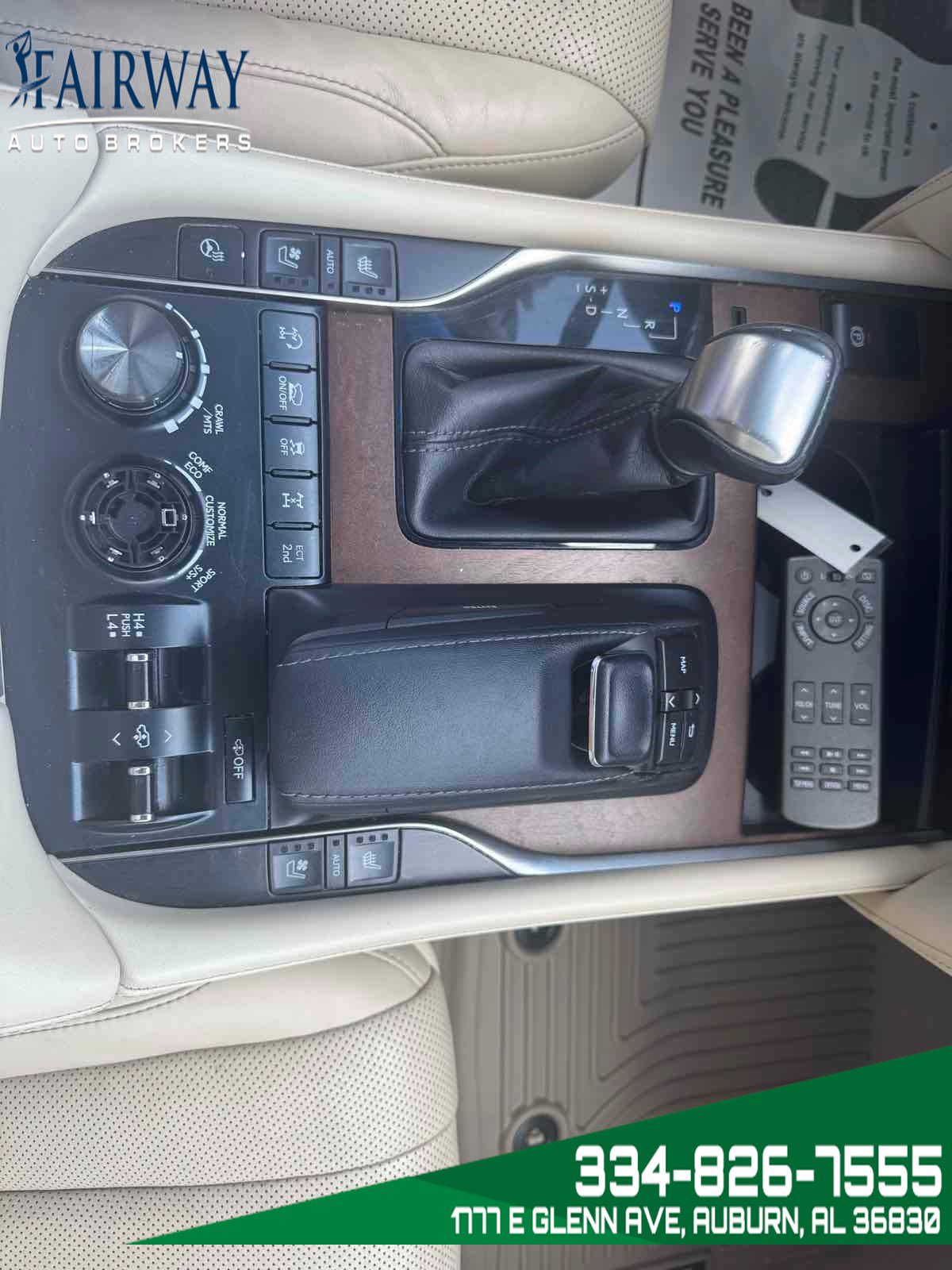 Used 2016 Lexus LX 570 4WD w/ Luxury Package image 26