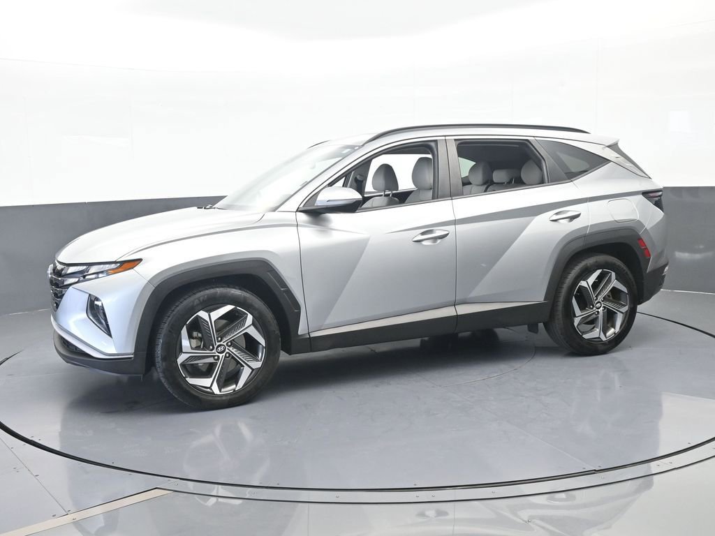 Used 2023 Hyundai Tucson SEL w/ Convenience Package FWD image 2