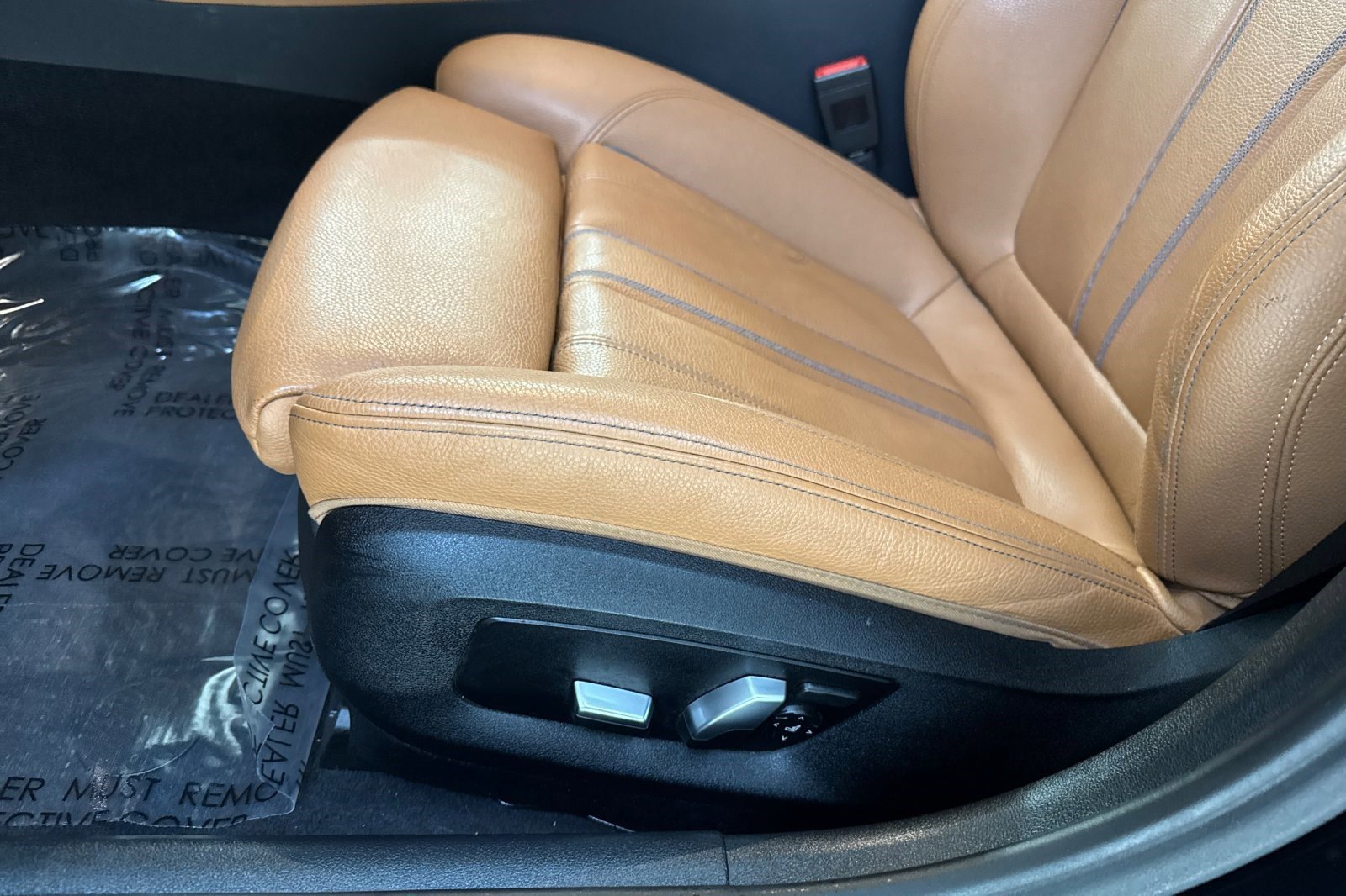 Used 2020 BMW 530i w/ M Sport Package RWD image 14