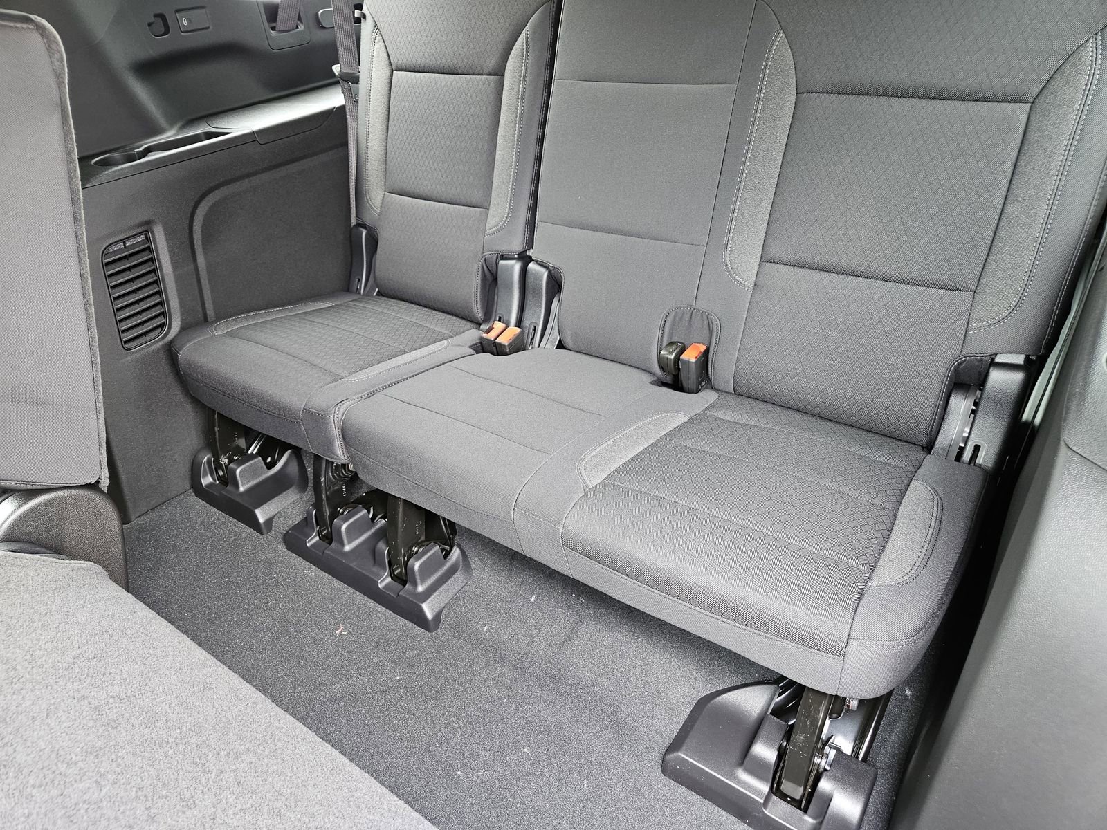 New 2026 Chevrolet Suburban LS w/ LPO, Dark Essentials Package RWD image 26