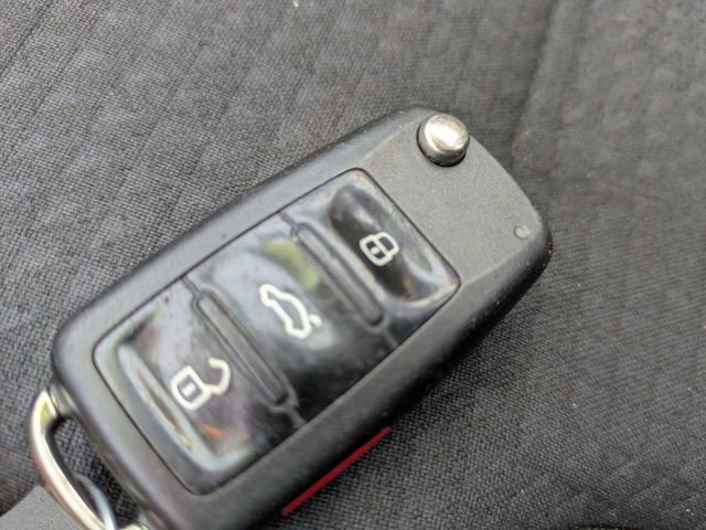 Used 2015 Volkswagen Jetta SE FWD image 26