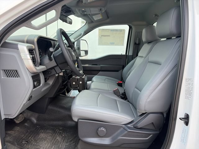 New 2026 Ford F550 4x4 Regular Cab Super Duty image 13