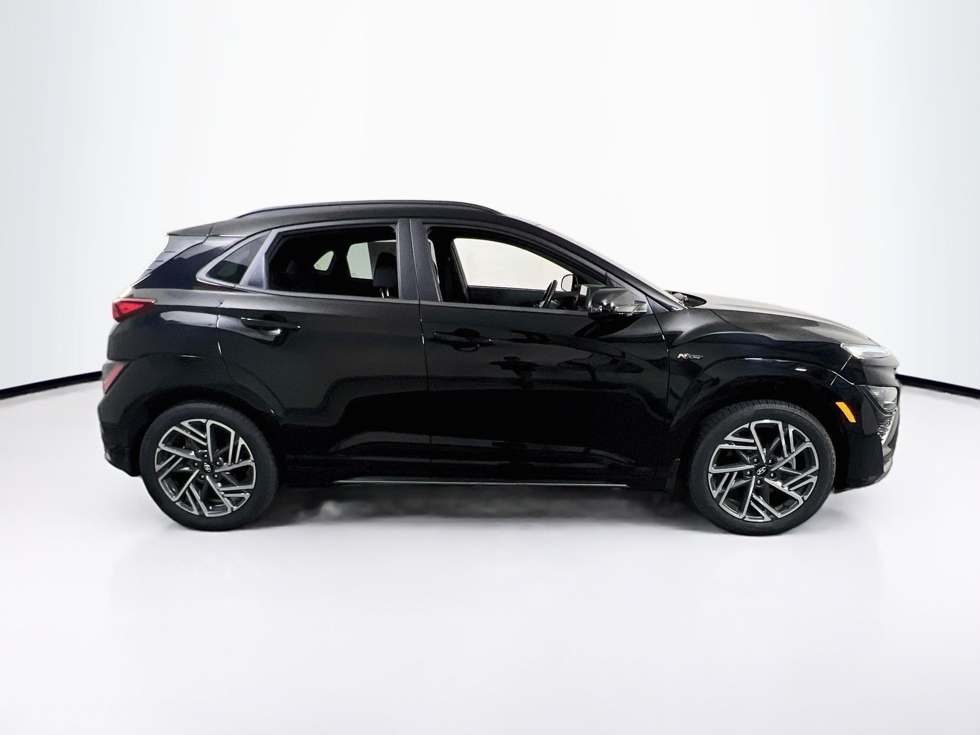 Used 2023 Hyundai Kona N Line AWD/4WD image 4