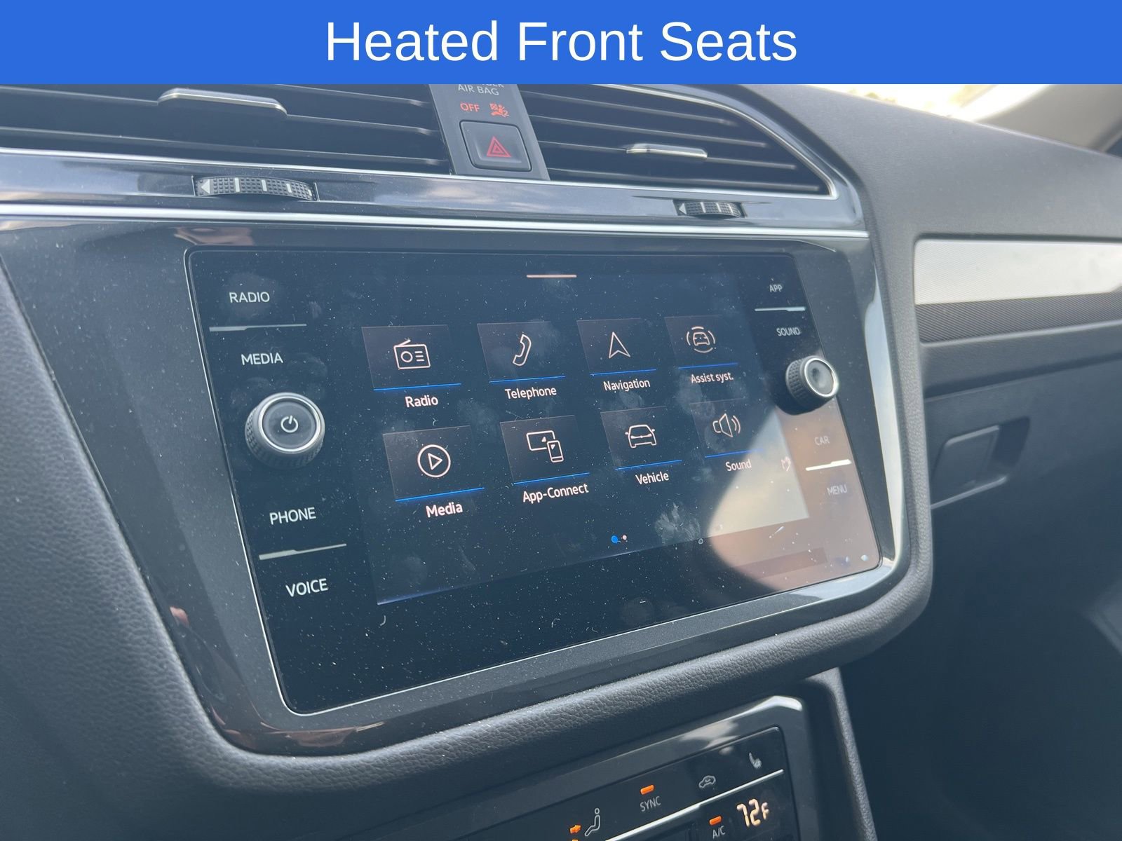 Certified 2024 Volkswagen Tiguan SE image 10