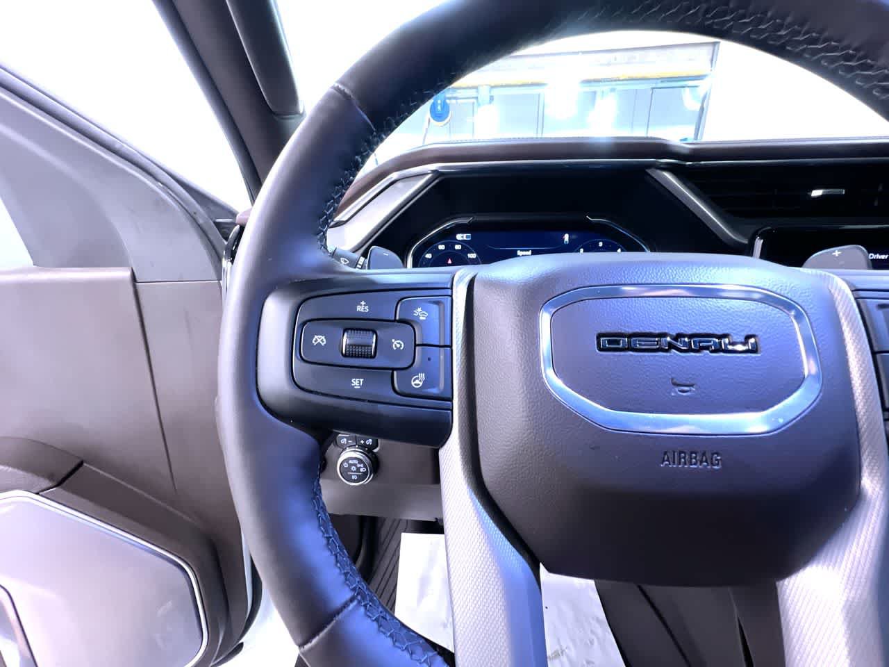 Used 2024 GMC Sierra 1500 Denali w/ Denali Reserve Package AWD/4WD image 19