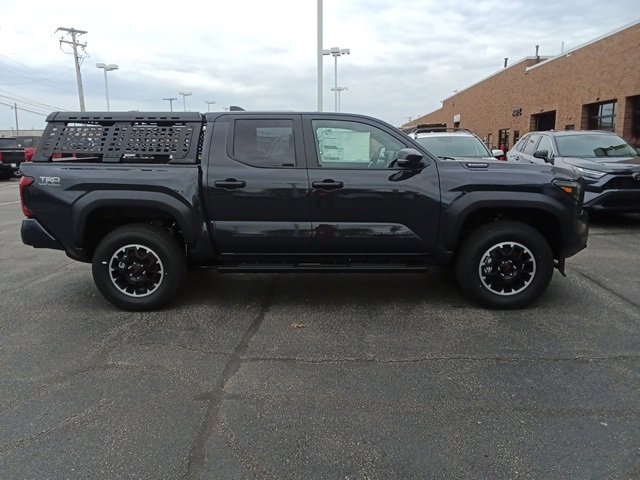 New 2025 Toyota Tacoma TRD Off-Road image 3