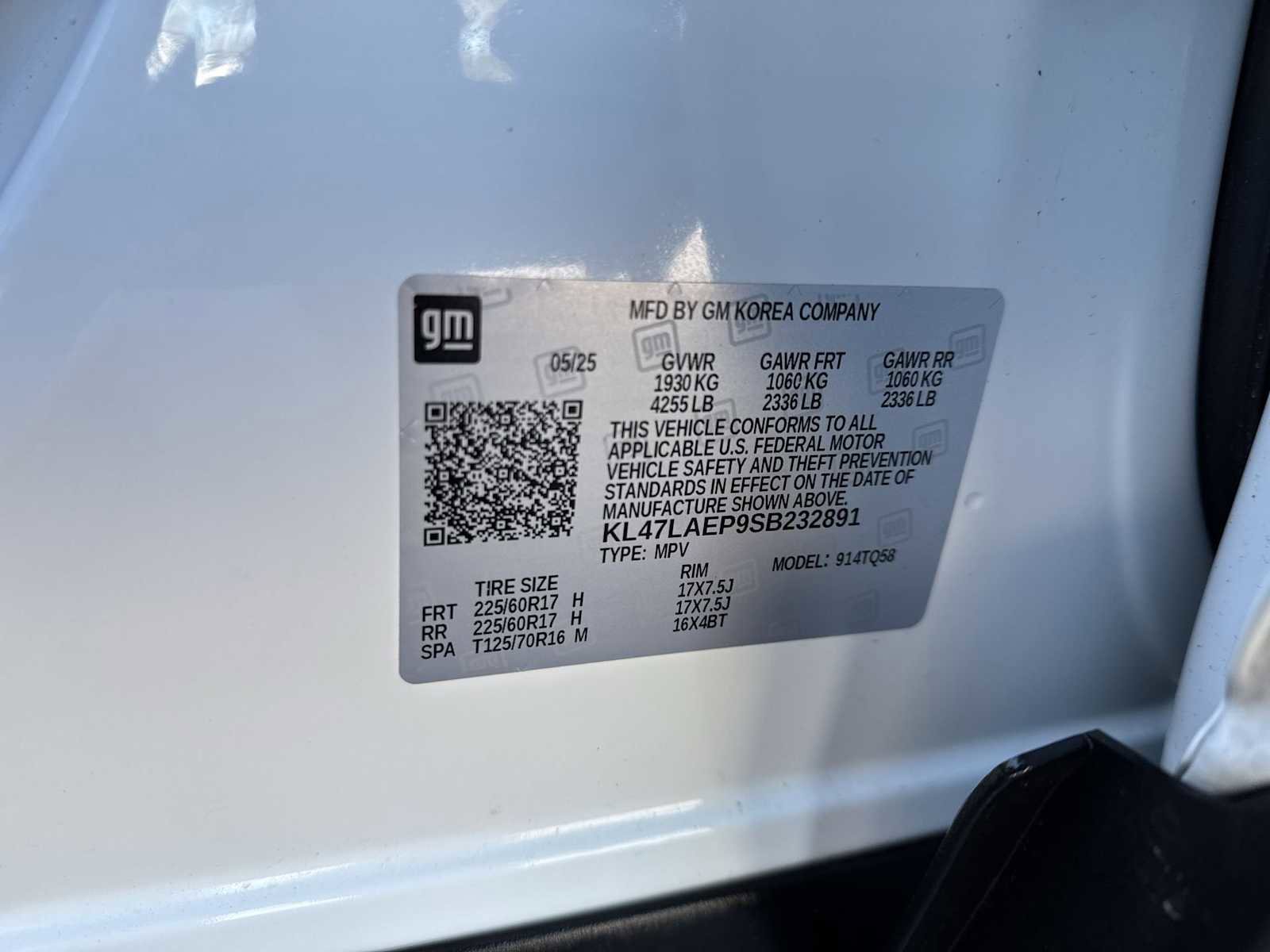 Used 2025 Buick Envista Preferred FWD image 32