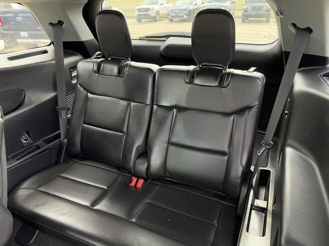 Certified 2022 Ford Explorer XLT w/ Equipment Group 202A image 28