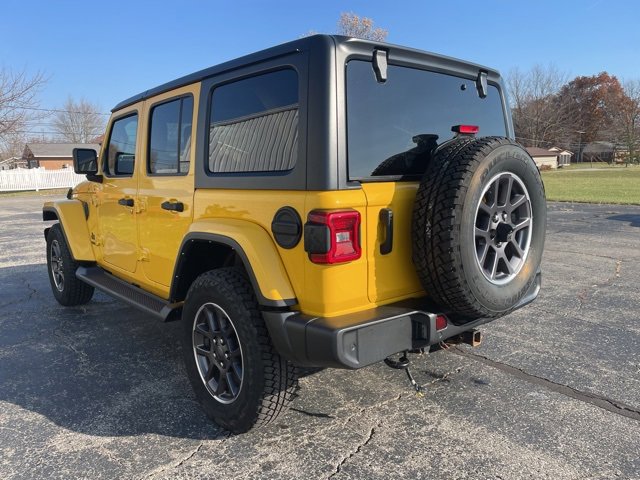 Used 2021 Jeep Wrangler Unlimited Sahara image 2
