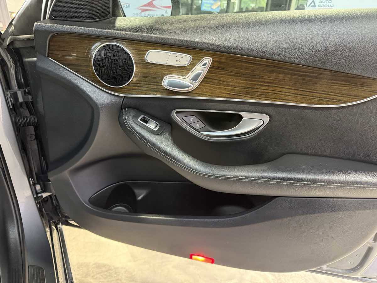 Used 2017 Mercedes-Benz C 300 4MATIC Sedan w/ Premium 1 Package image 47