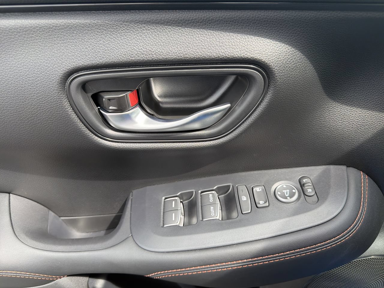 Used 2027 Honda HR-V Sport image 14