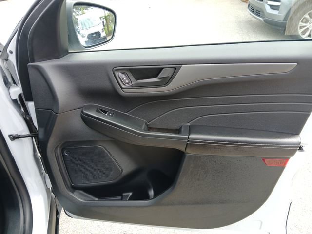 Certified 2025 Ford Escape Active AWD/4WD image 46