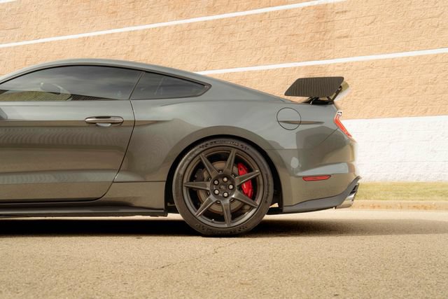 Used 2020 Ford Mustang Shelby GT500 w/ Carbon Fibre Track Pack RWD image 31