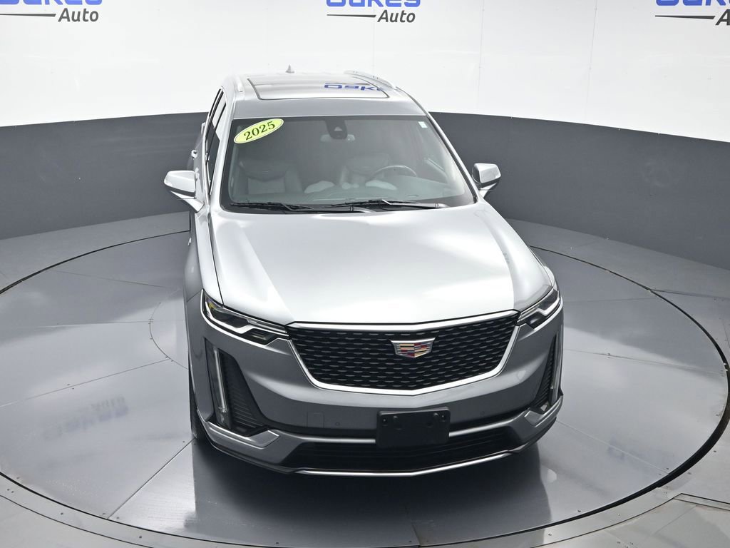 Used 2025 Cadillac XT6 Premium Luxury image 47