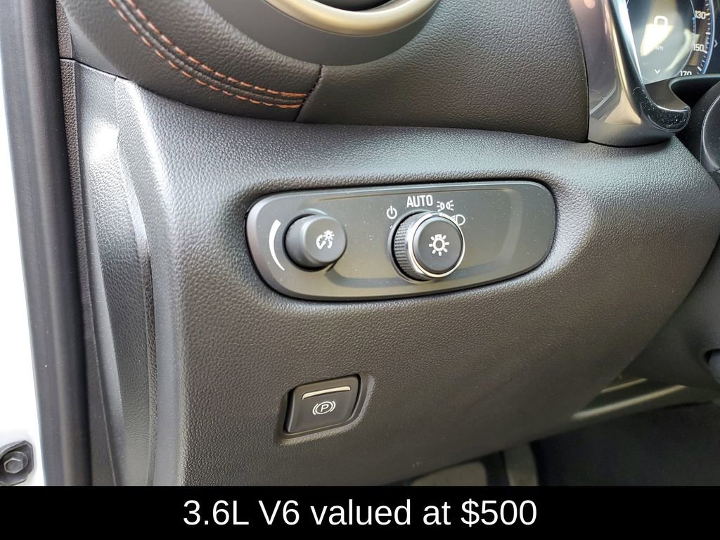 Used 2025 Chevrolet Blazer Premier w/ Driver Confidence II Package image 11