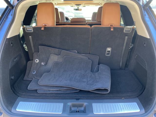 Used 2023 INFINITI QX60 Sensory w/ Cargo Package image 16