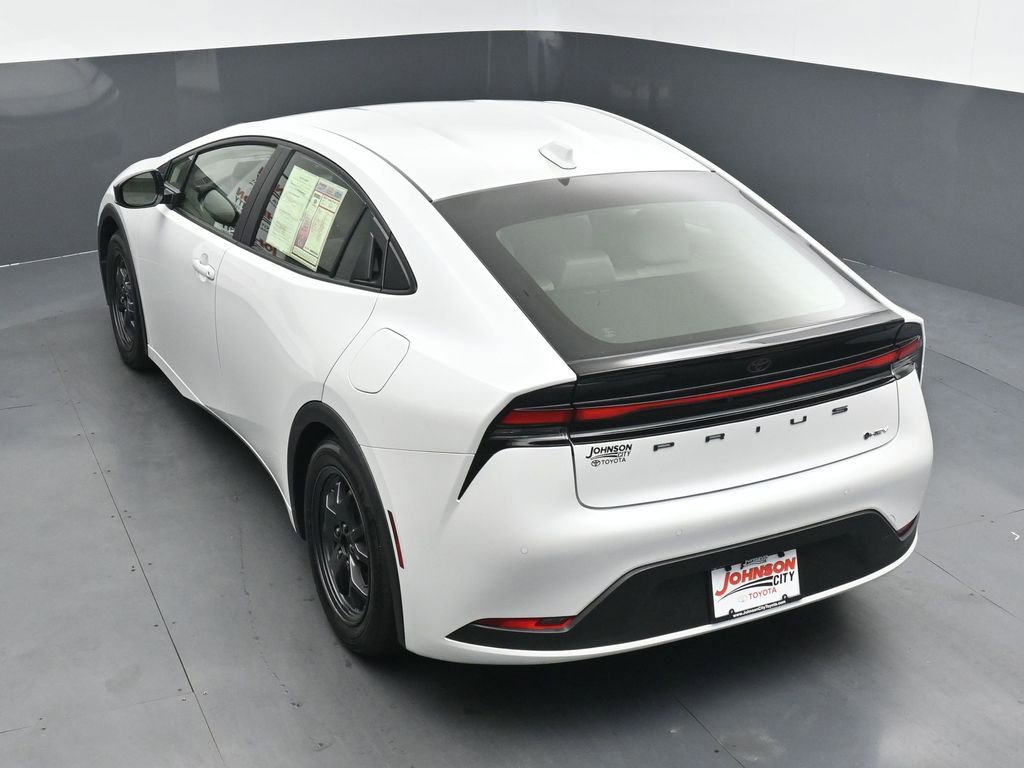 Used 2024 Toyota Prius LE FWD image 26