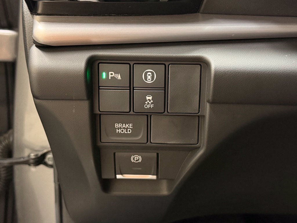Used 2023 Acura RDX w/ Technology Package AWD/4WD image 18