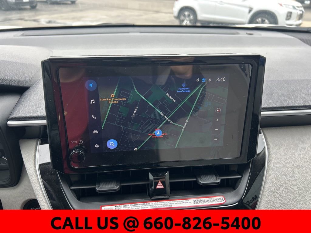 Used 2024 Toyota Corolla Cross LE w/ Moonroof Package image 17
