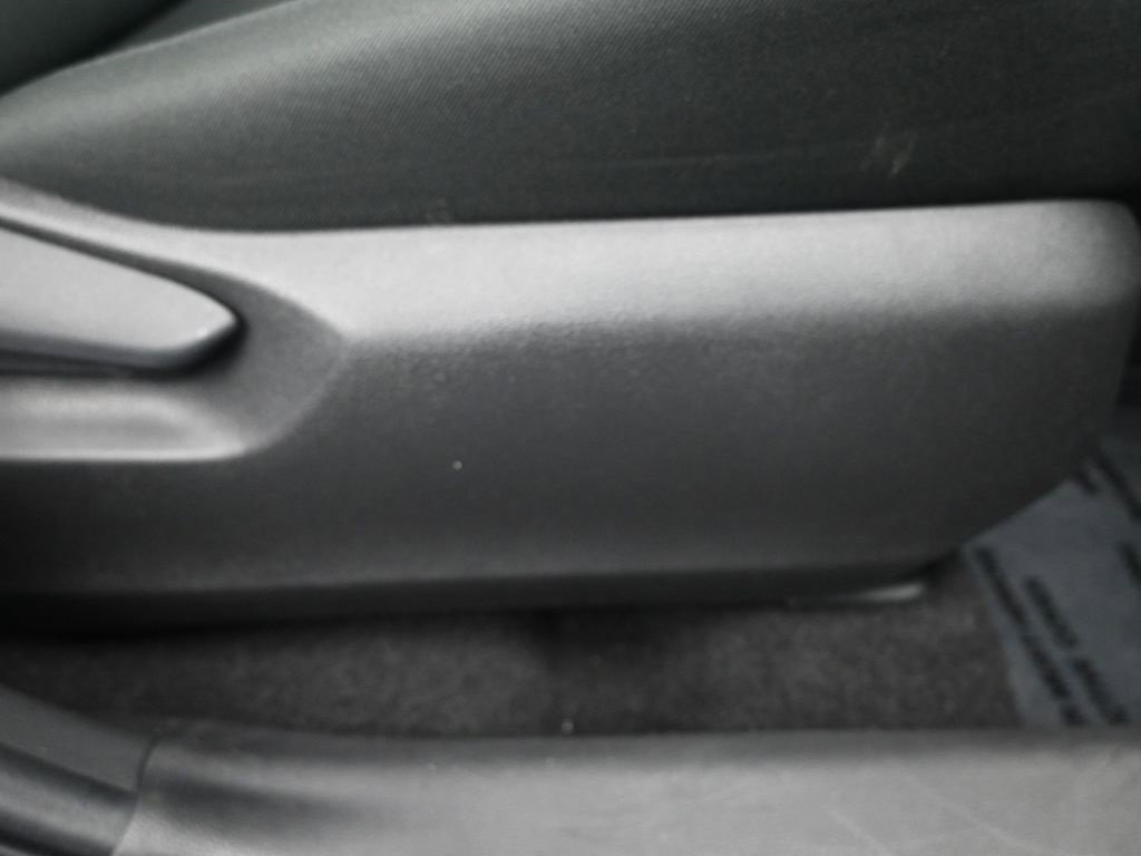 Used 2024 Toyota RAV4 XLE image 12