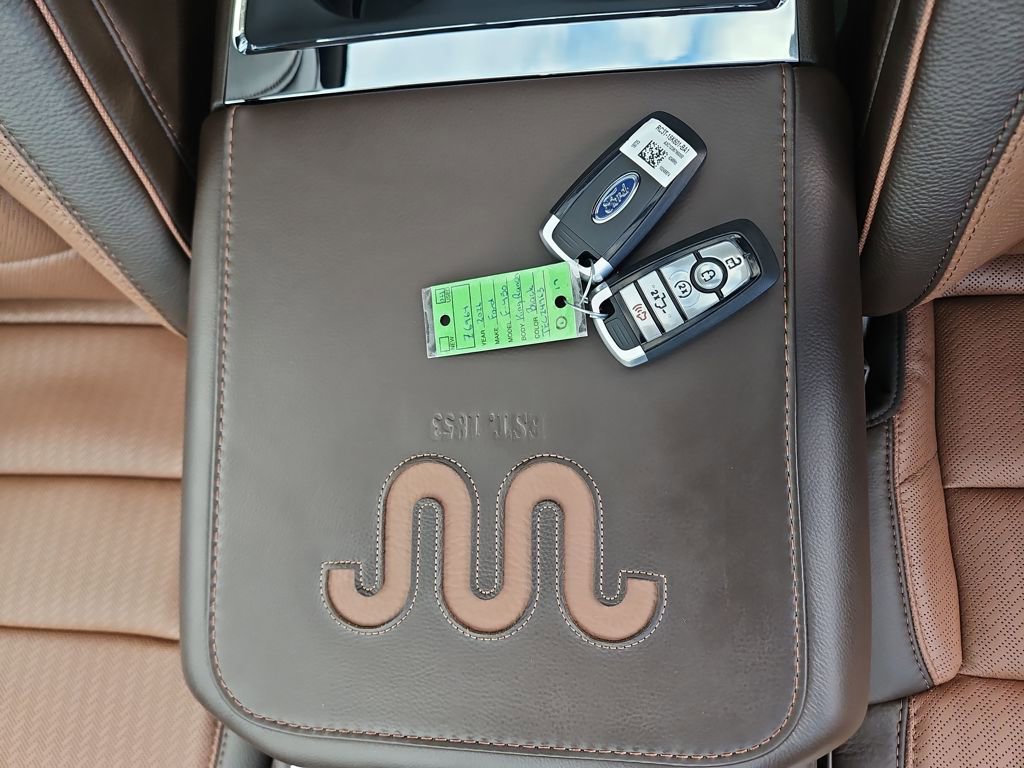 Used 2026 Ford F450 King Ranch w/ FX4 Off-Road Package image 30