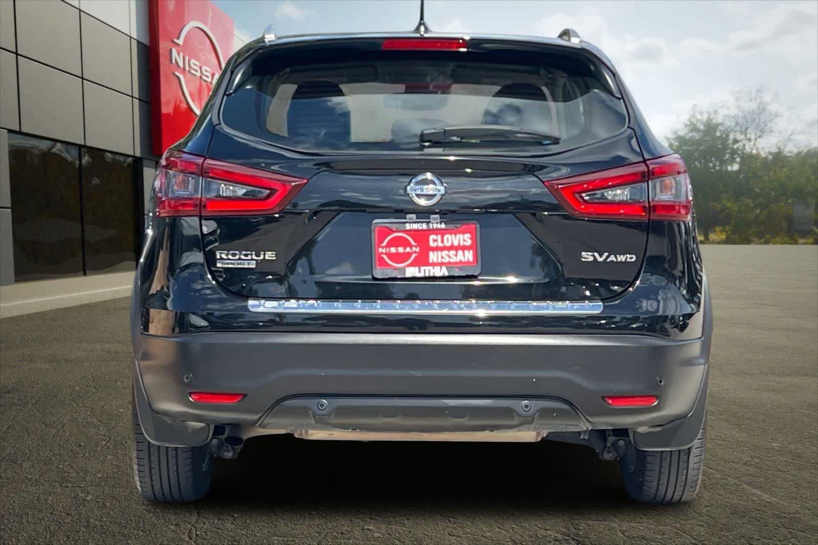 Used 2021 Nissan Rogue Sport SV w/ Technology Package AWD/4WD image 8