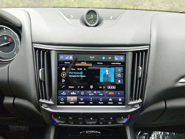 Used 2023 Maserati Levante Modena AWD/4WD image 19