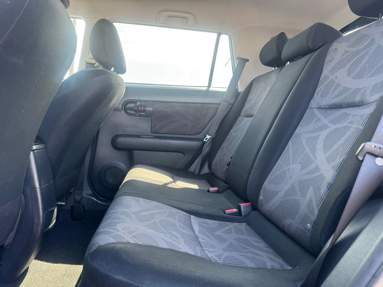 Used 2014 Scion xB FWD image 22