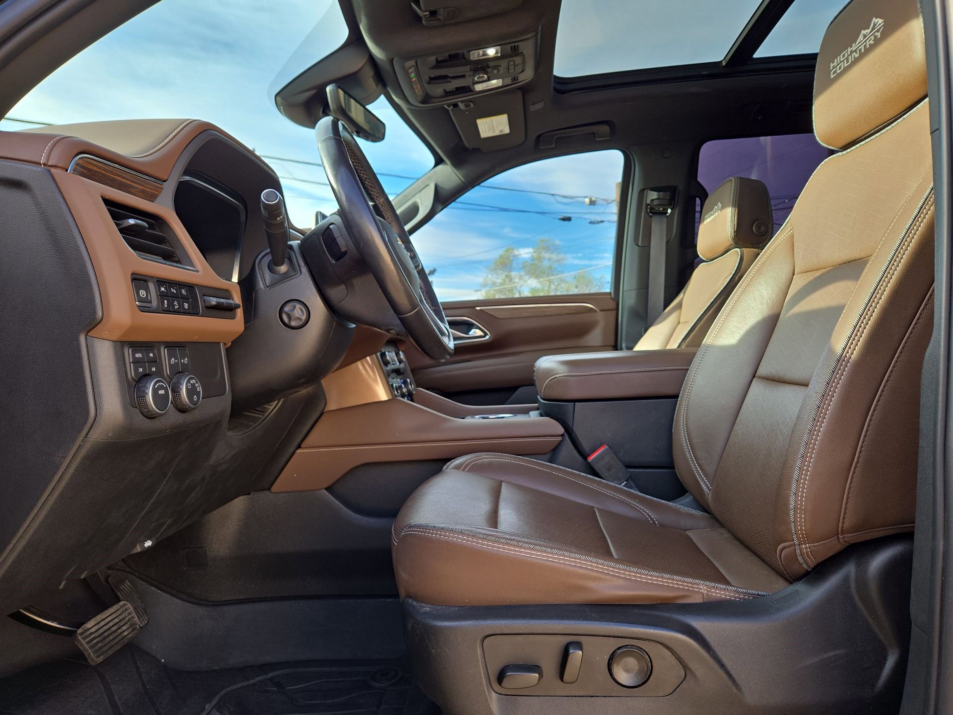 Used 2023 Chevrolet Tahoe High Country w/ Premium Package 2 image 16