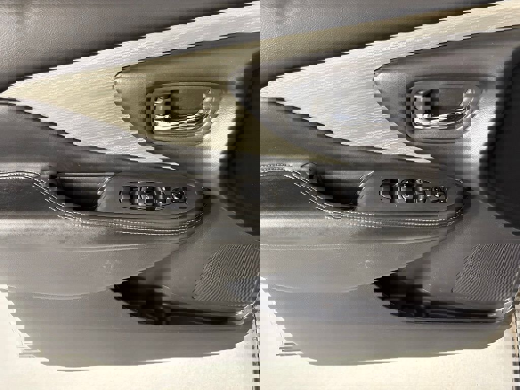 Used 2016 Nissan Murano SV image 19