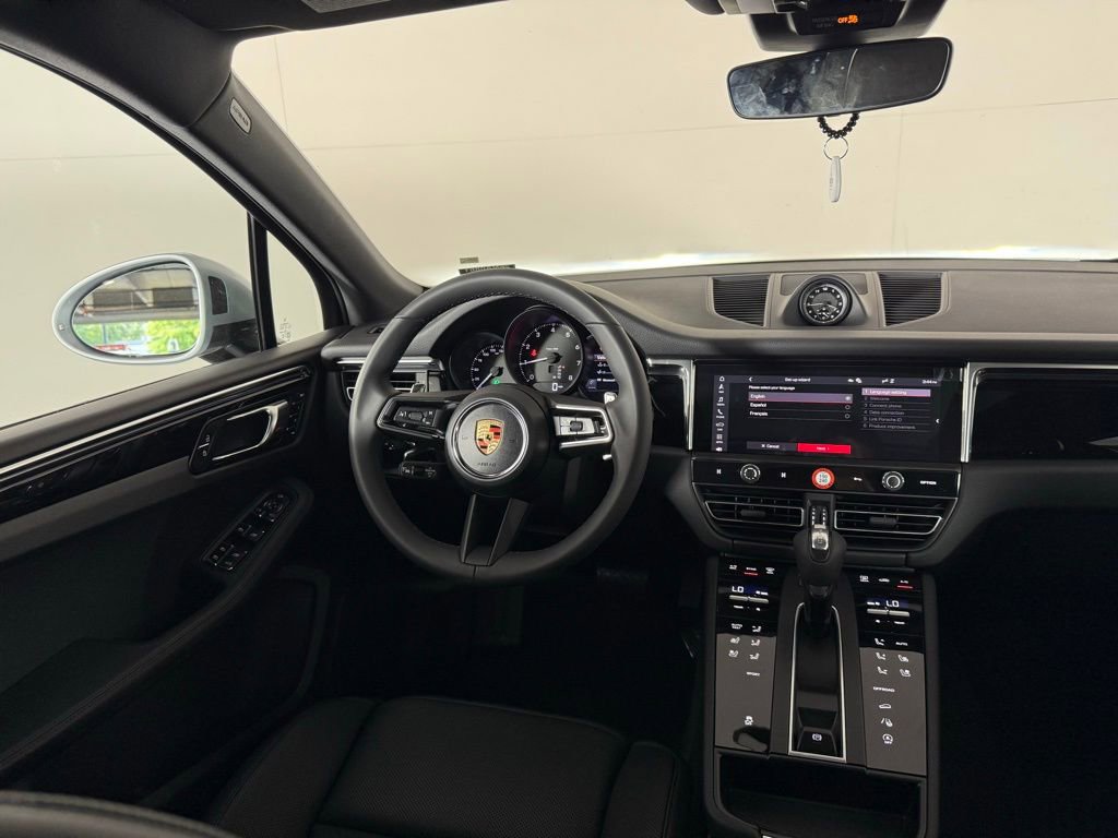 New 2026 Porsche Macan image 21
