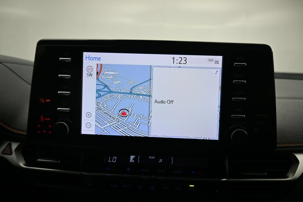 Used 2021 Toyota Sienna XSE FWD image 16