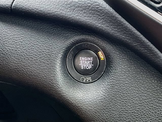 Used 2021 Jeep Cherokee High Altitude AWD/4WD image 15