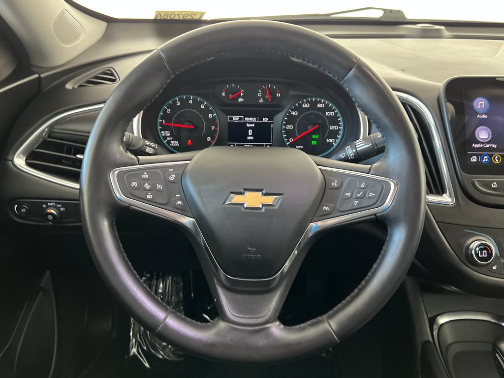 Used 2021 Chevrolet Malibu LT w/ Leather Package FWD image 16