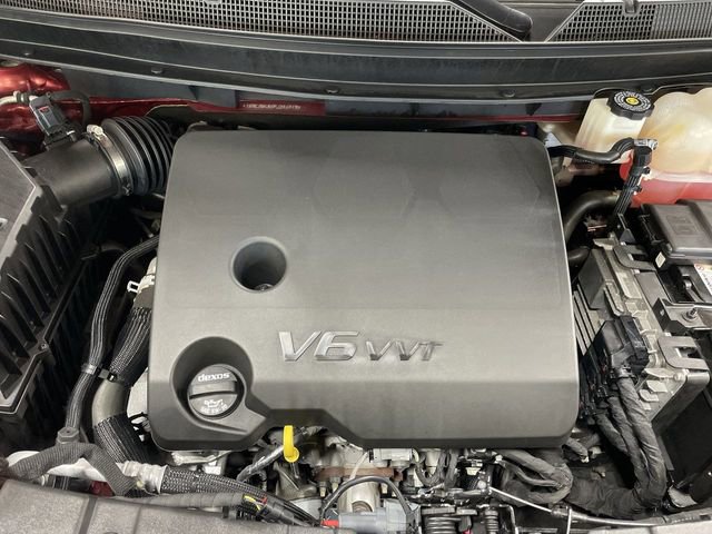 Used 2023 Chevrolet Traverse LT AWD/4WD image 28