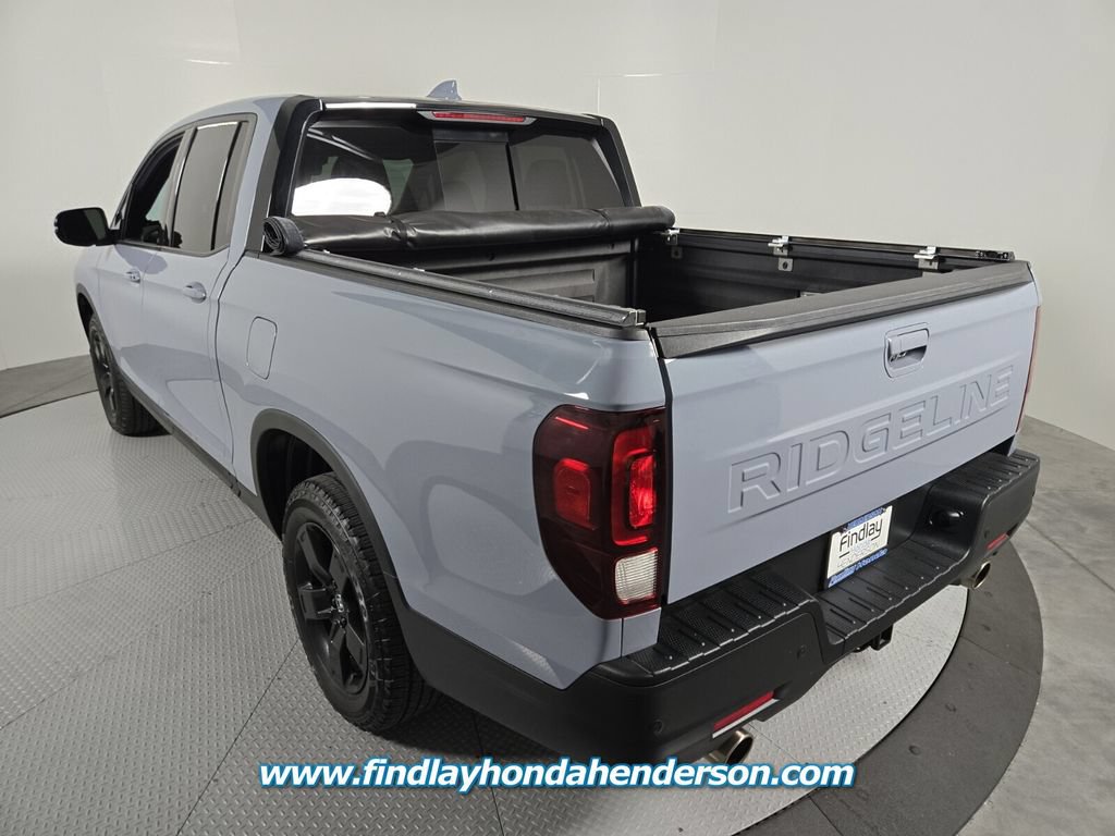 Certified 2024 Honda Ridgeline Black Edition image 4