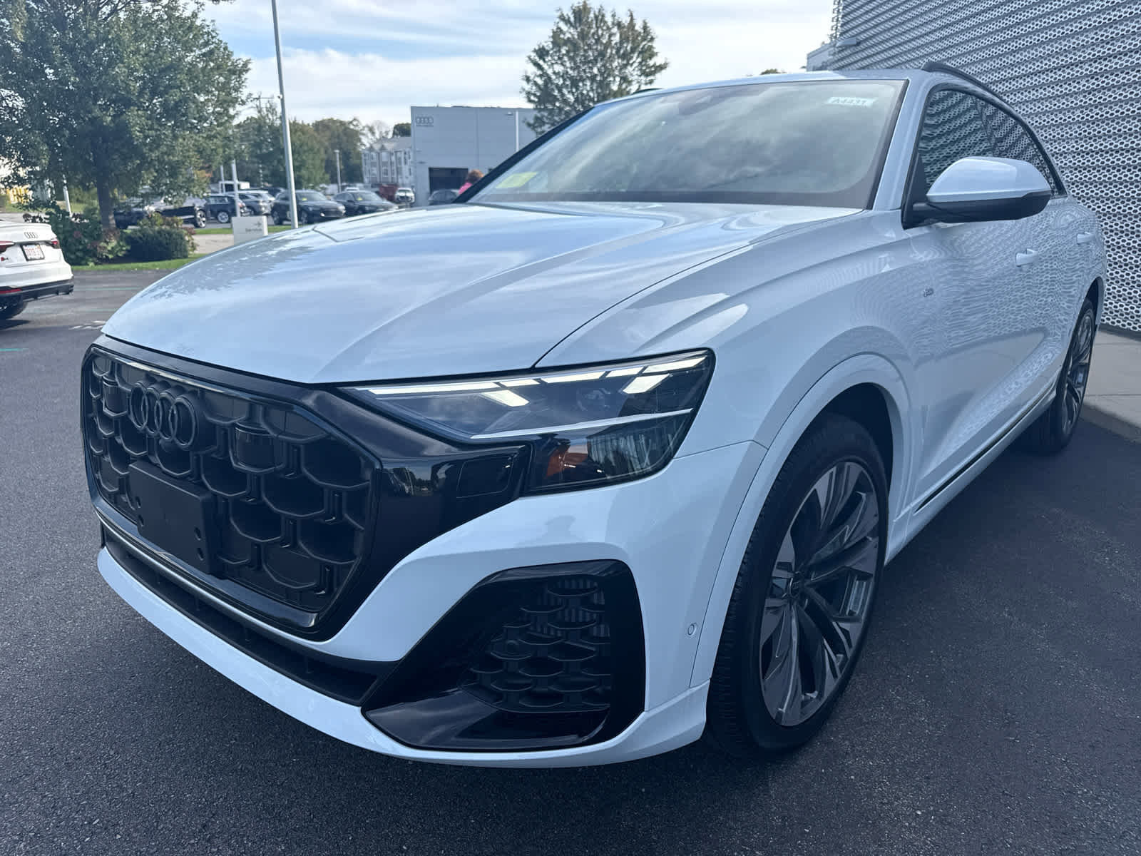 New 2026 Audi Q8 Premium Plus image 4