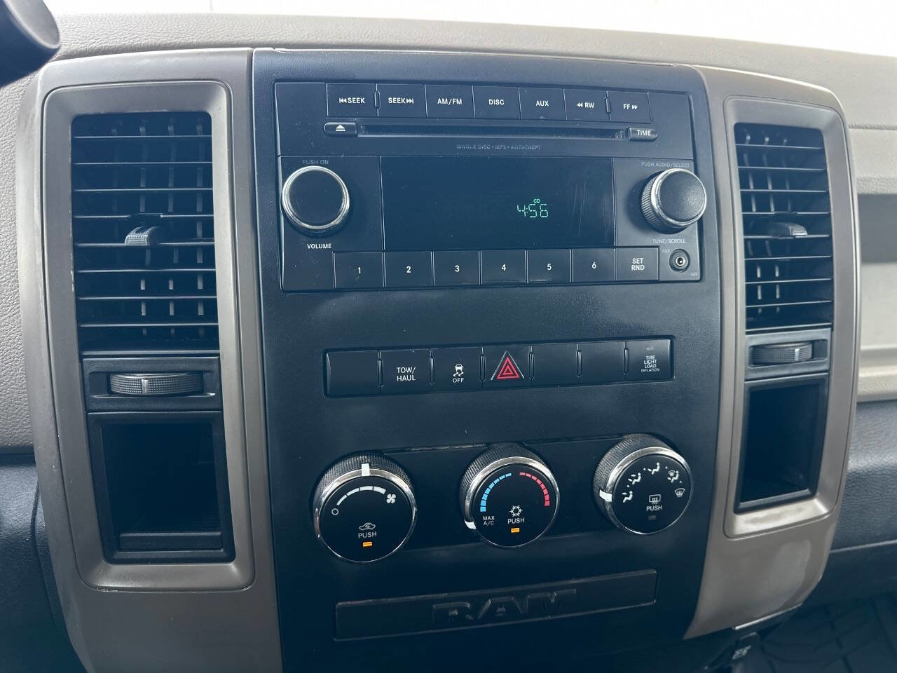 Used 2012 RAM 2500 ST w/ Protection Group AWD/4WD image 19