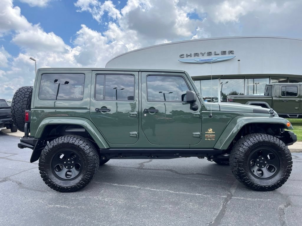 Used 2014 Jeep Wrangler Unlimited Rubicon w/ Connectivity Group AWD/4WD image 75