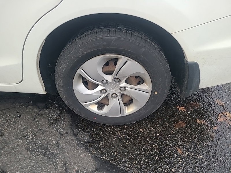 Used 2013 Honda Civic LX image 9