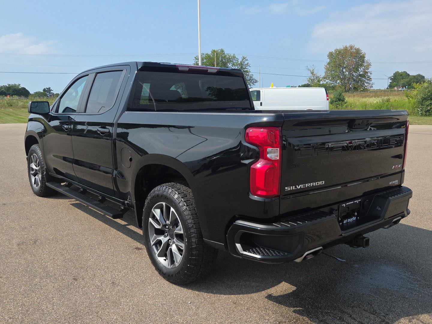 Used 2023 Chevrolet Silverado 1500 RST w/ Z71 Off-Road Package AWD/4WD image 3