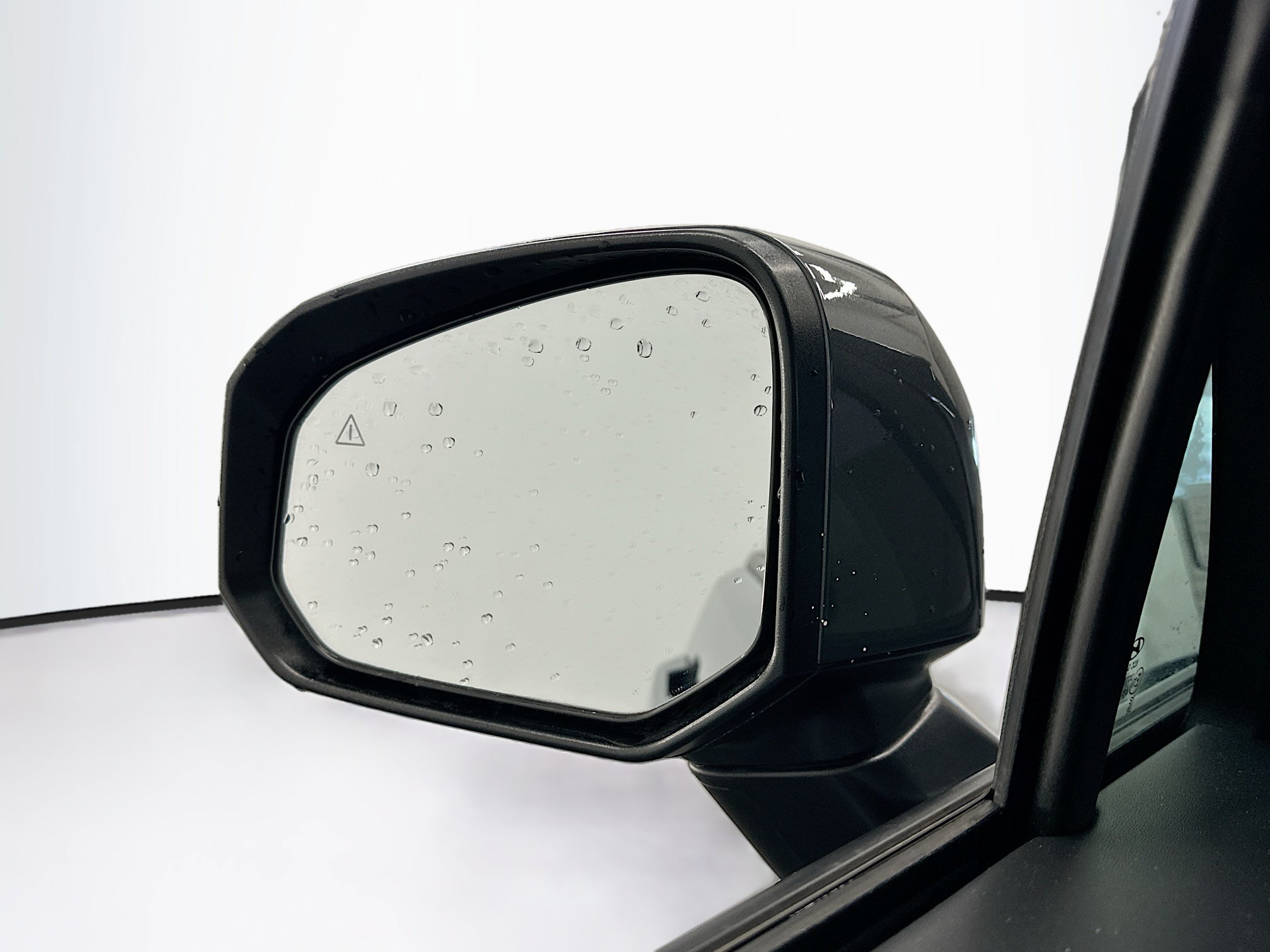 Used 2025 Hyundai Santa Fe SEL AWD/4WD image 16