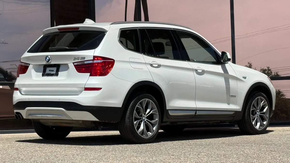 Used 2016 BMW X3 xDrive28i AWD/4WD image 13