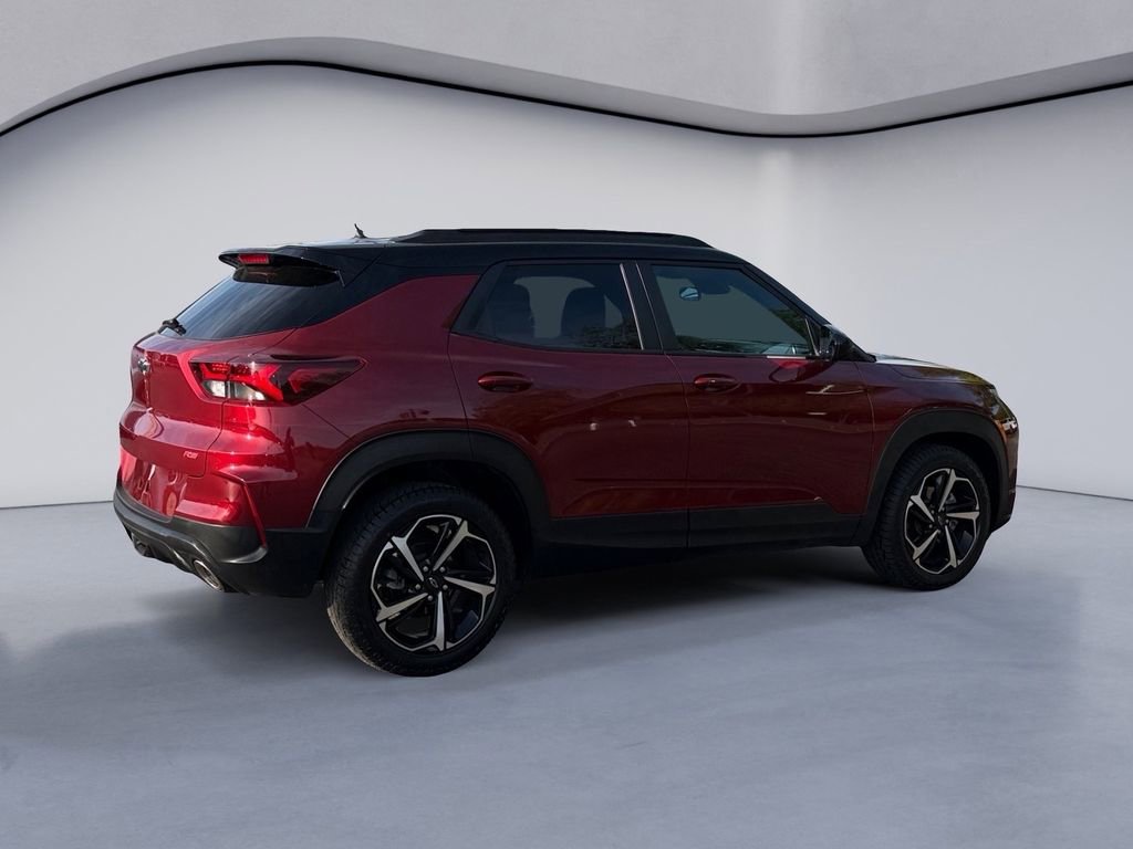 Used 2023 Chevrolet TrailBlazer RS w/ Convenience Package FWD image 5